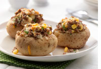 Beef’n’Cheese Stuffed Potatoes